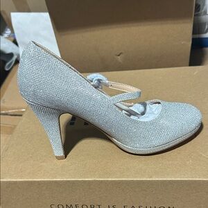 Elegant Silver High Heel Shoes